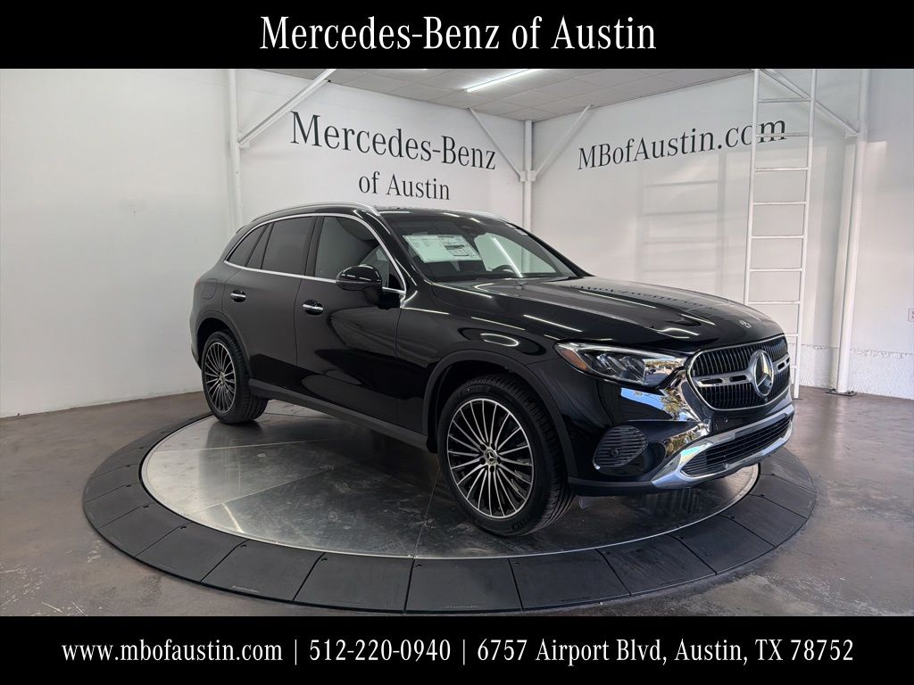 2026 Mercedes-Benz GLC Base's photo