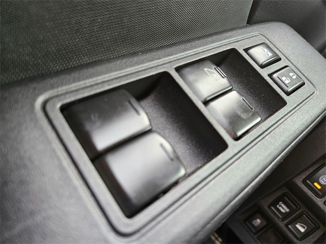 2022 Nissan Frontier S photo 30