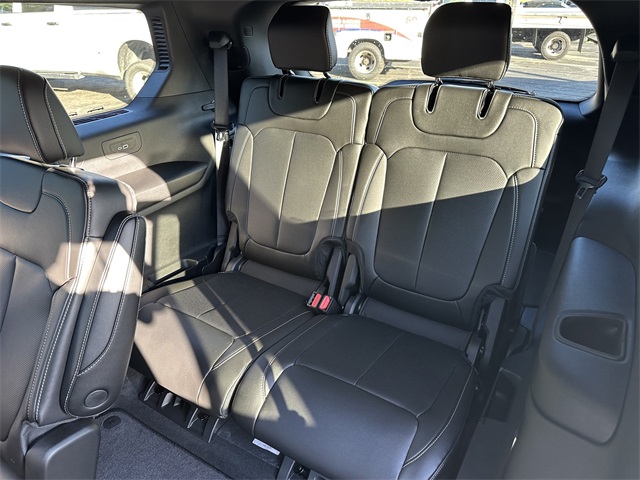 2025 Jeep Grand Cherokee Limited photo 12