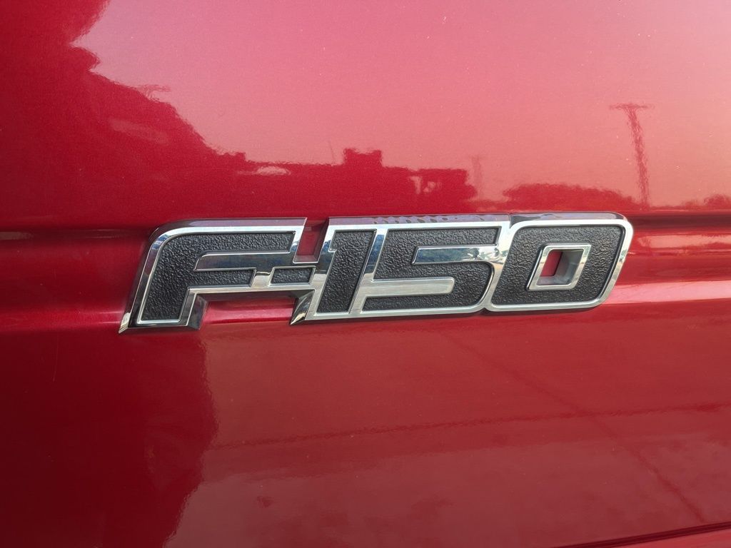 2014 Ford F-150 XLT photo 28