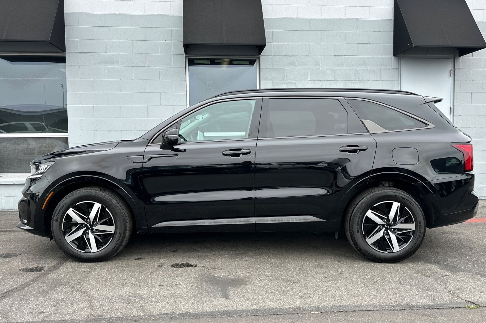 2023 Kia Sorento S photo 5