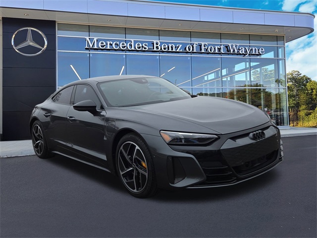 2023 Audi RS e-tron GT Base's photo