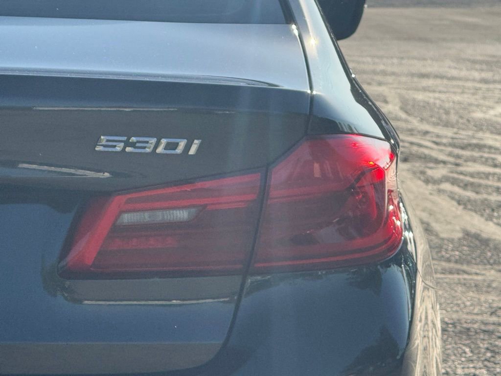 2019 Bmw 530i xDrive Sedan photo 3