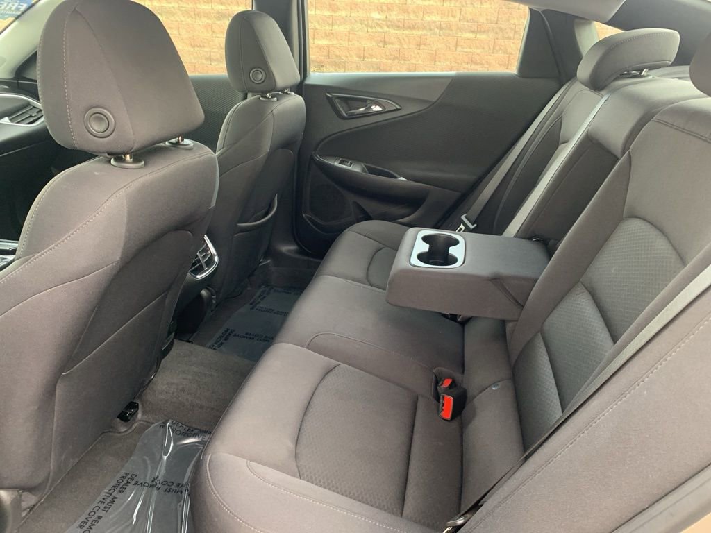 2023 Chevrolet Malibu 1LT photo 9