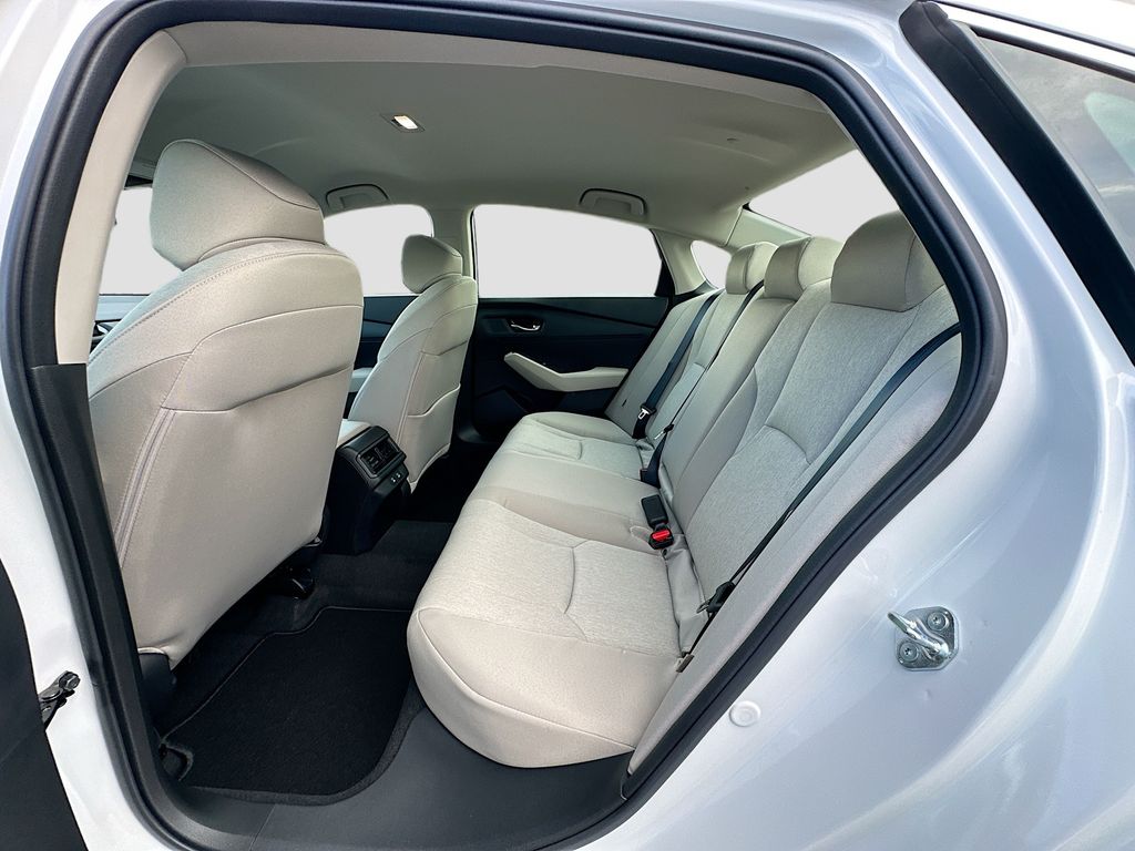 2025 Honda Accord 1.5T LX photo 16
