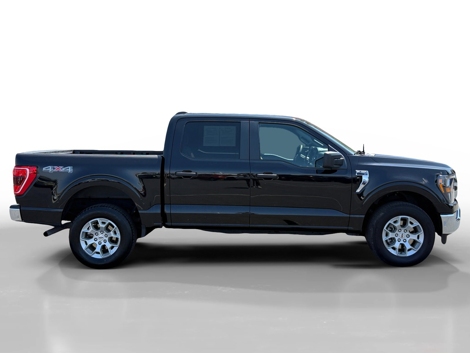 2023 Ford F-150 XLT photo 6