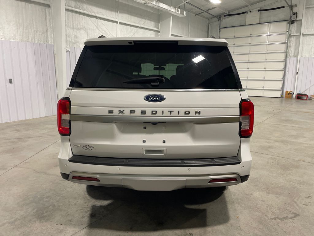 2024 Ford Expedition XLT photo 4