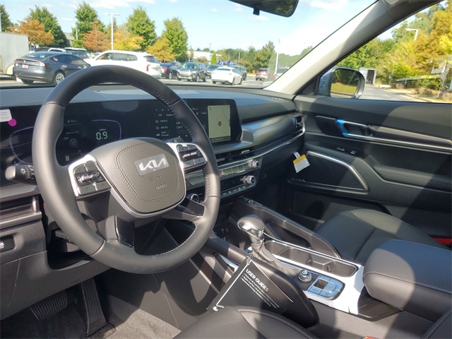 2025 Kia Telluride S photo 11