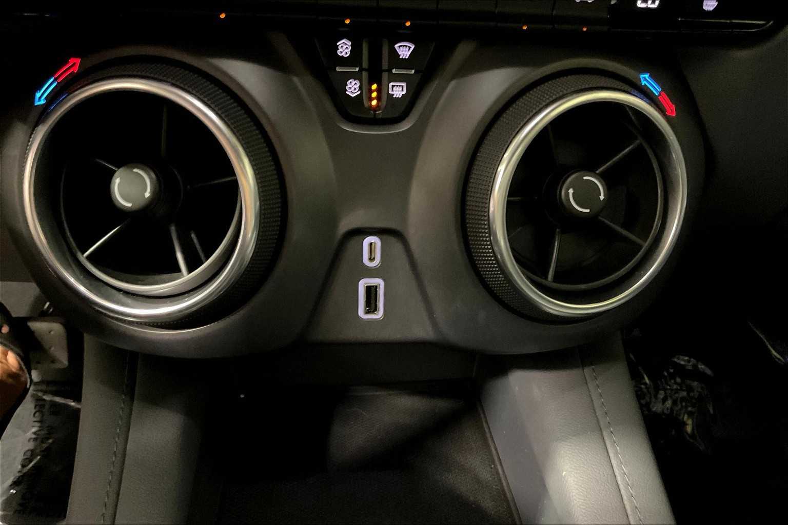 2021 Chevrolet Blazer 2LT photo 29