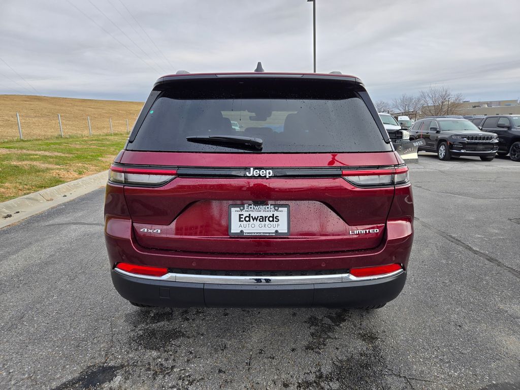 2025 Jeep Grand Cherokee Limited photo 4