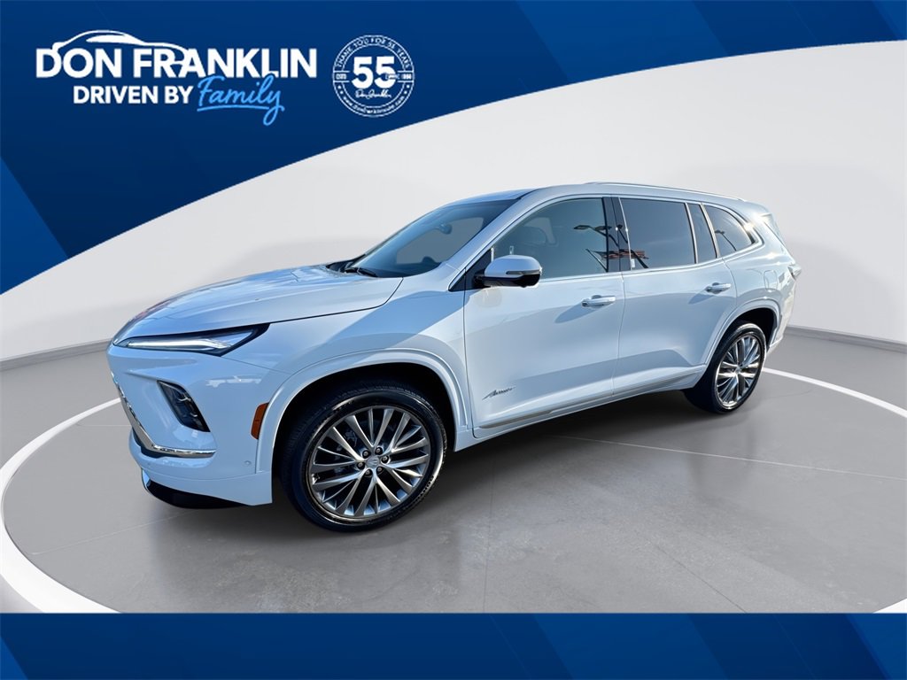 2026 Buick Enclave Avenir's photo