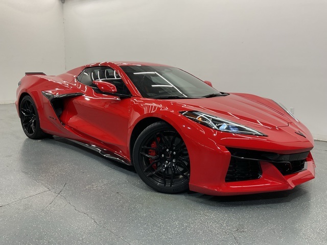 2024 Chevrolet Corvette Z06 3LZ photo 2