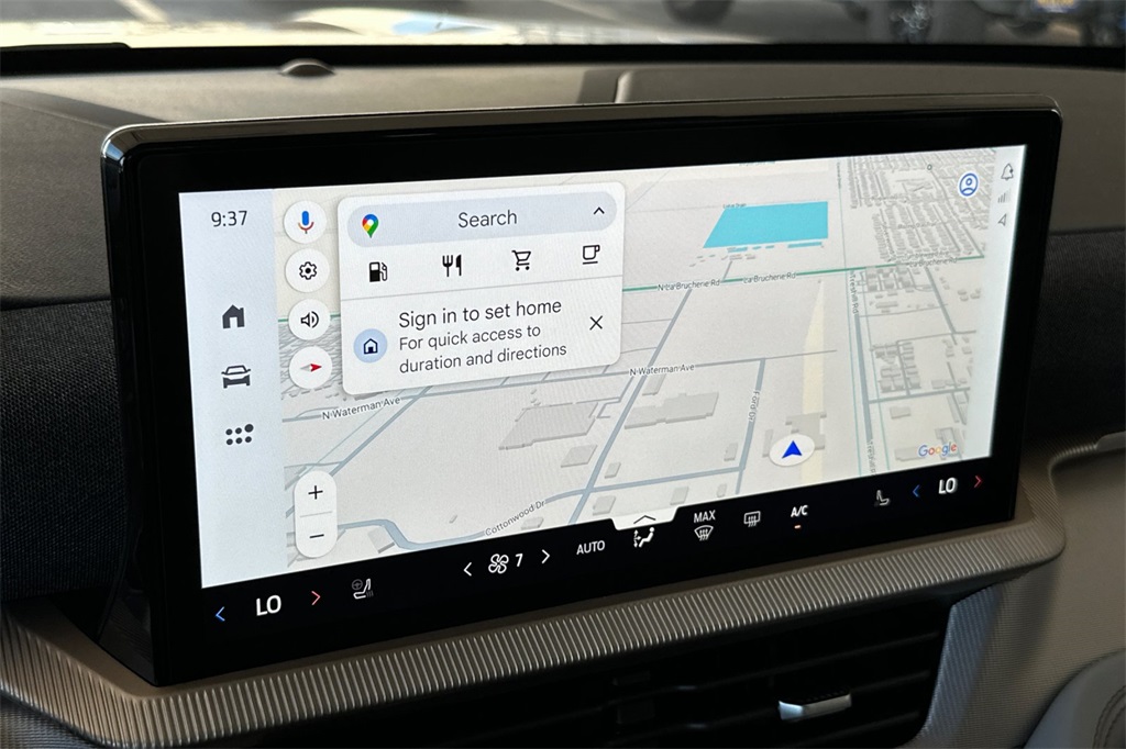 2025 Ford Explorer photo 13