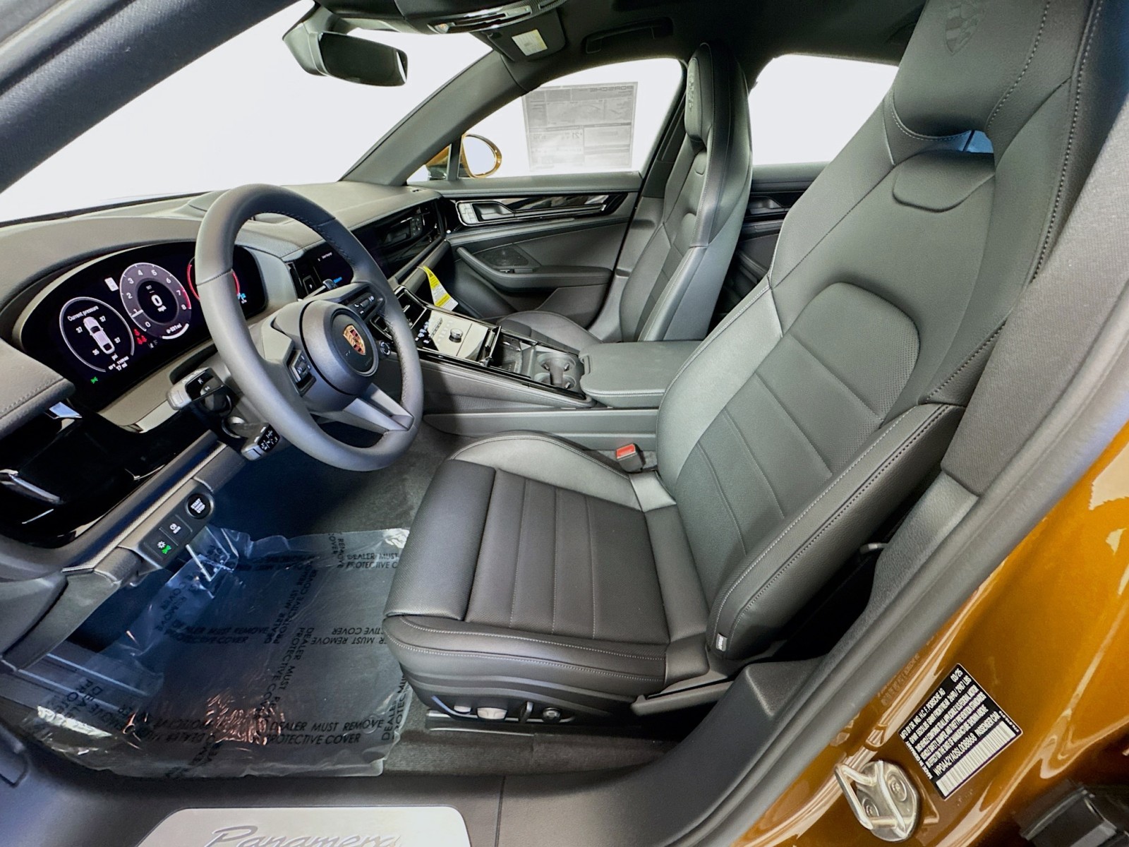 2025 Porsche Panamera 4 photo 5