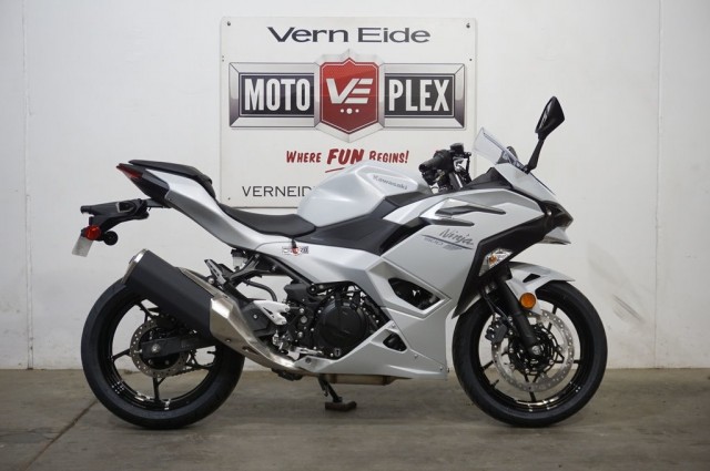 R New Kawasaki In Sioux Falls, South Dakota | Vern Eide