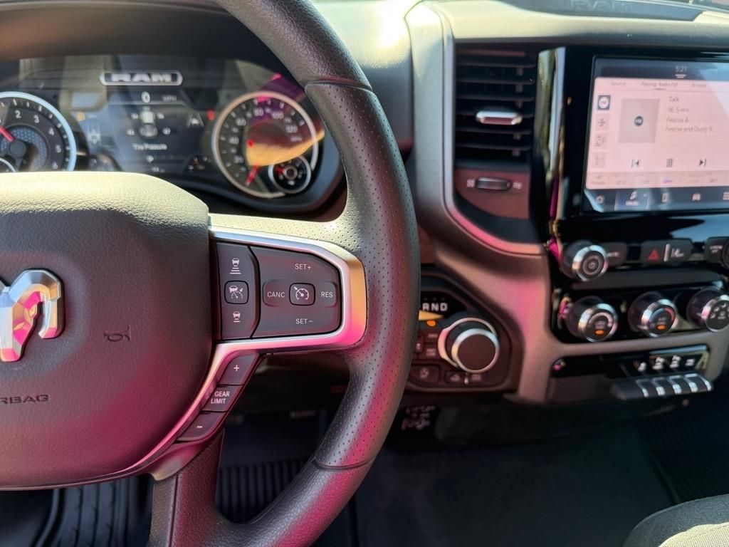 2025 Ram 1500 Warlock photo 10