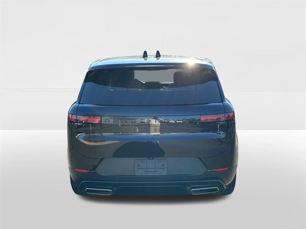 2025 Land Rover Range Rover Sport SE photo 2