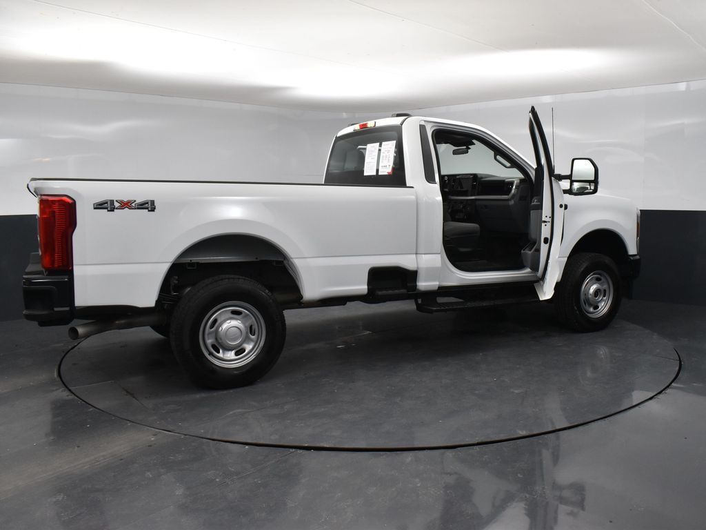 2024 Ford F-250 photo 34