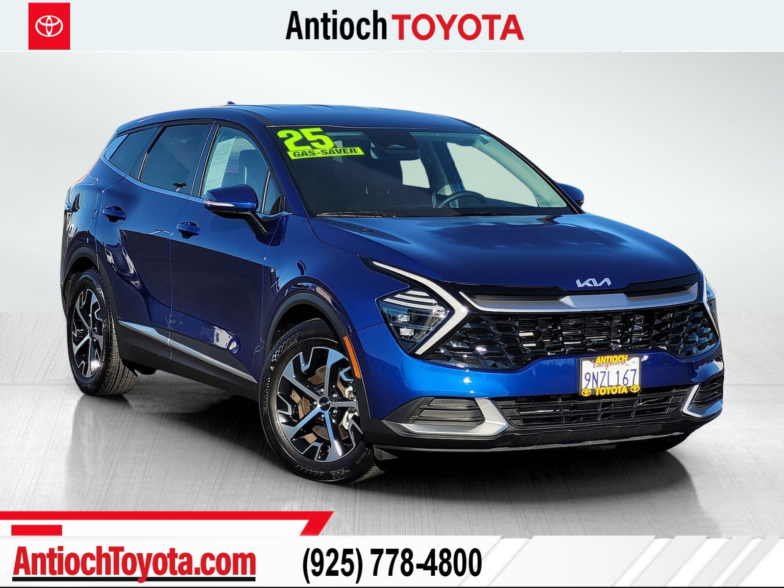 2025 Kia Sportage EX's photo