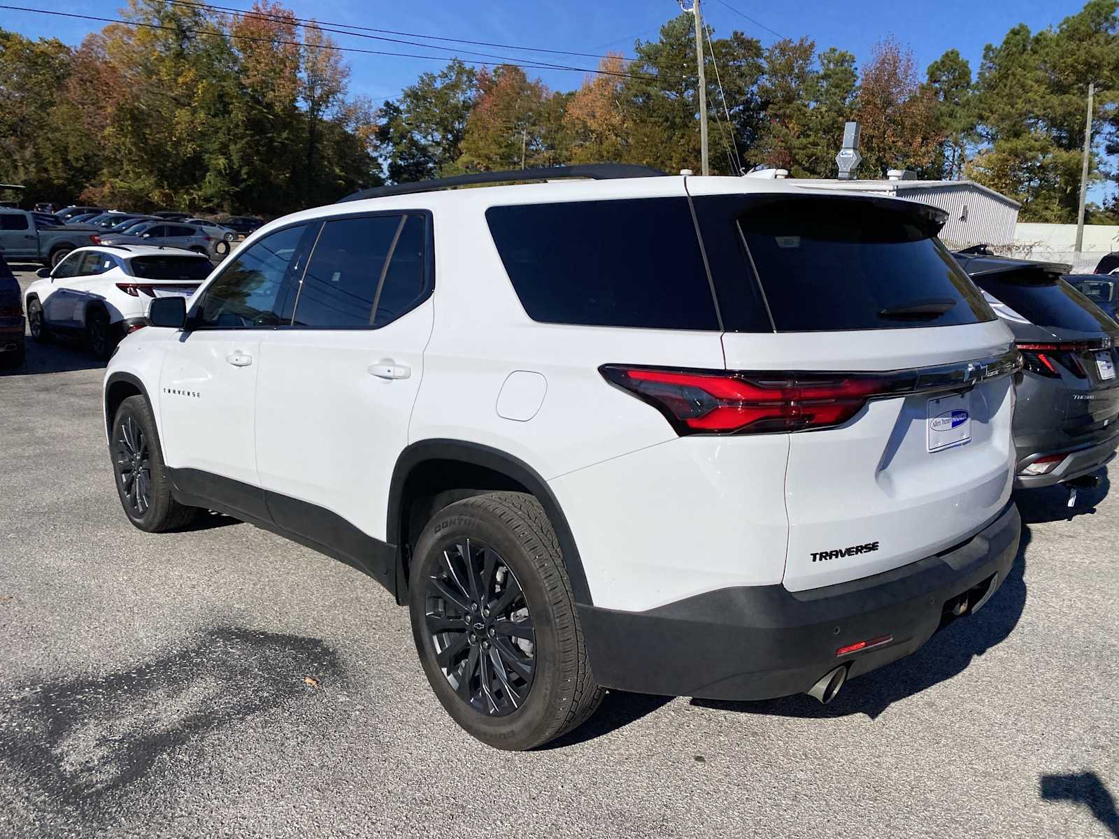 2022 Chevrolet Traverse RS photo 3