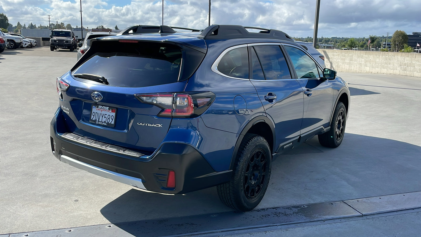 2022 Subaru Outback Limited photo 5