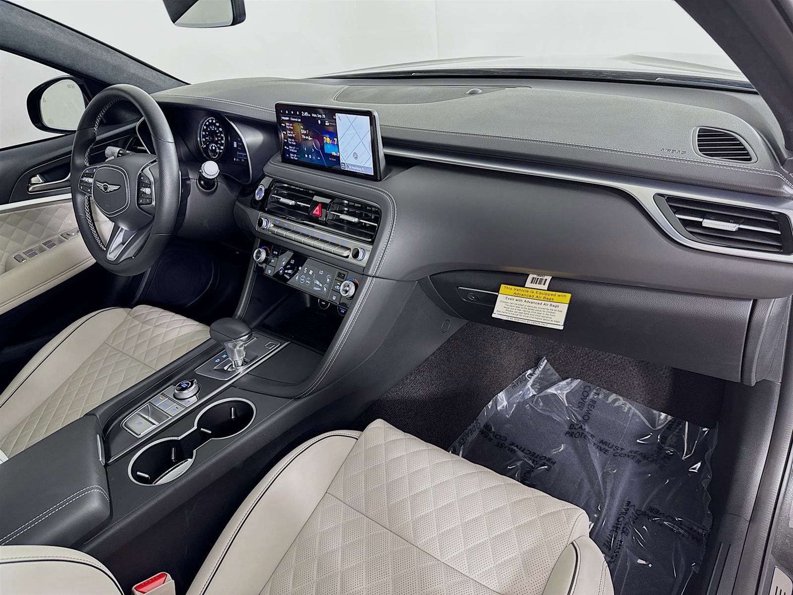 2025 Genesis G70 3.3T Sport Prestige photo 31