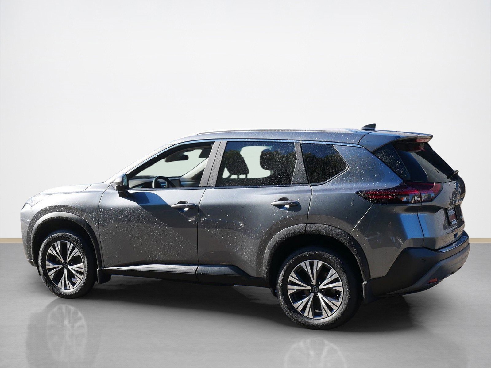 2023 Nissan Rogue SV photo 4