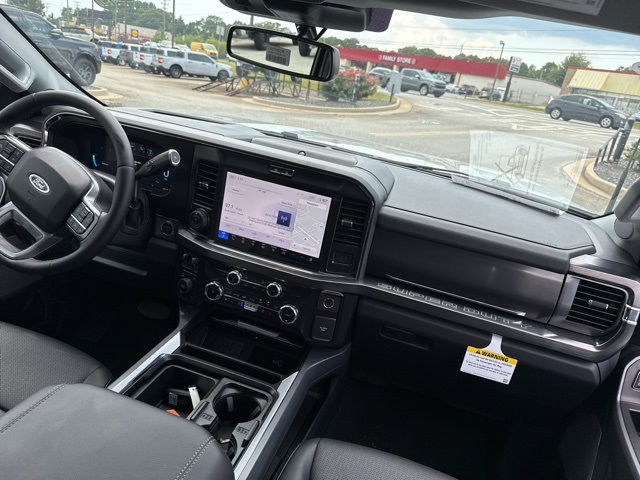2025 Ford F-350 photo 19
