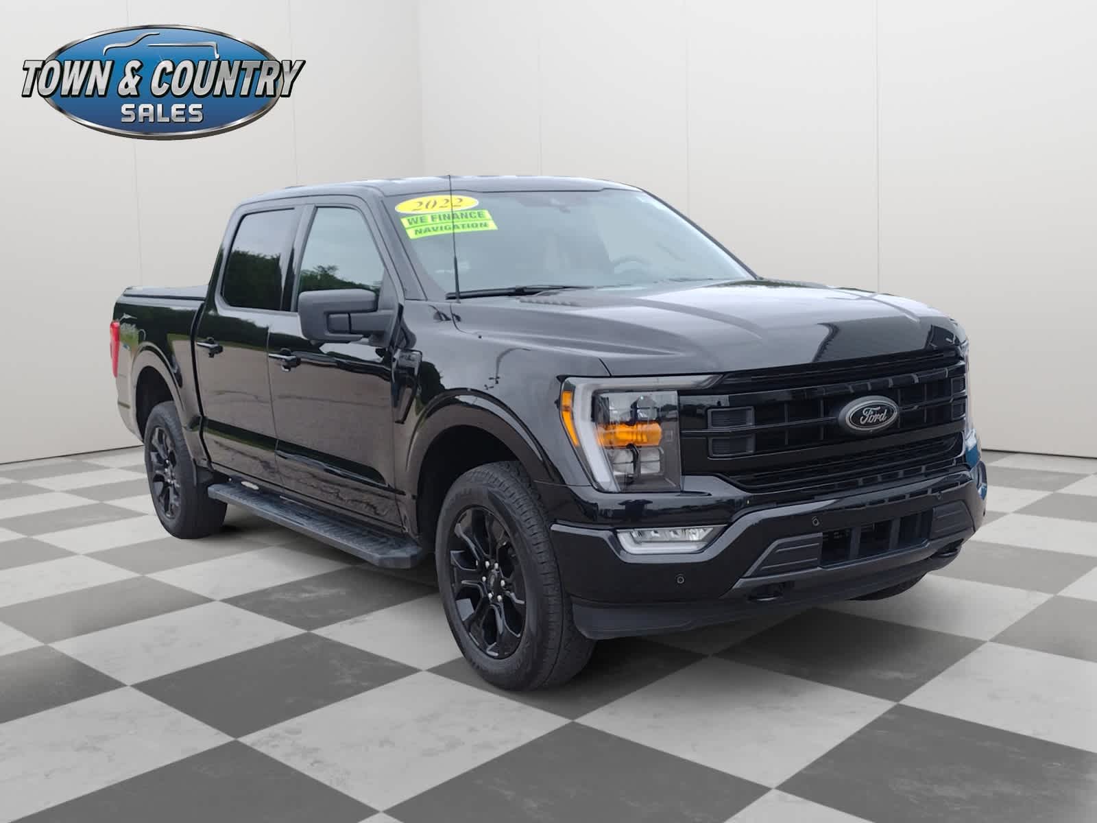 PreOwned 2022 Ford F150 XLT 4WD SuperCrew 5.5 Box 4 Door Crew Cab