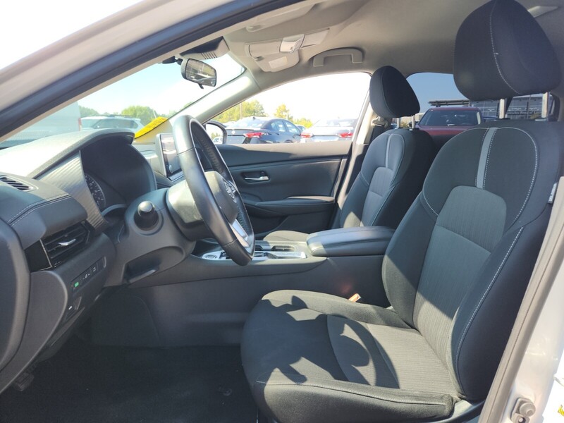 2021 Nissan Sentra SV photo 9