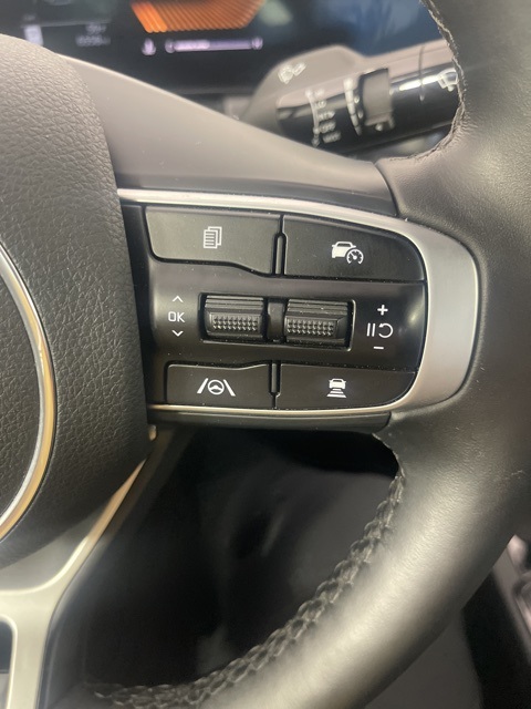 2025 Kia K5 GT-Line photo 30