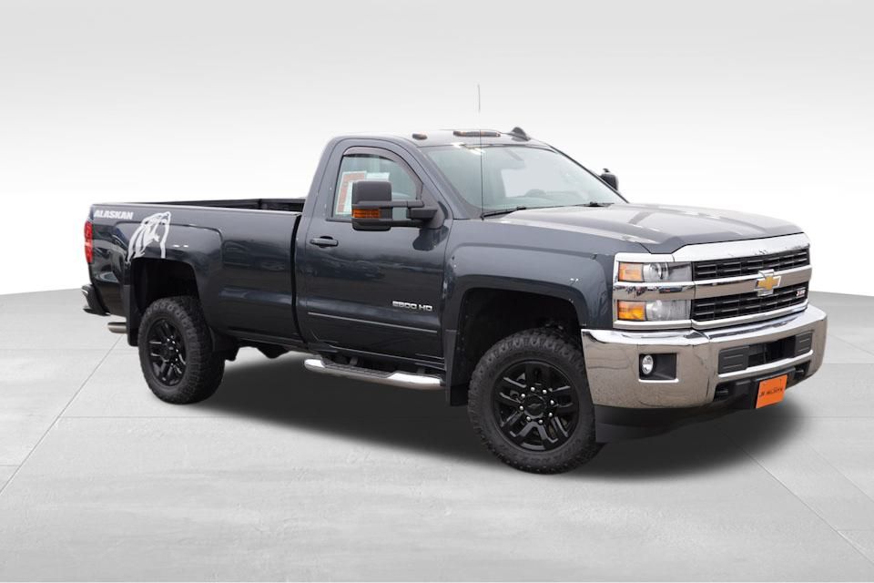 2017 Chevrolet Silverado 2500HD LT Z71 Special Edition photo 2