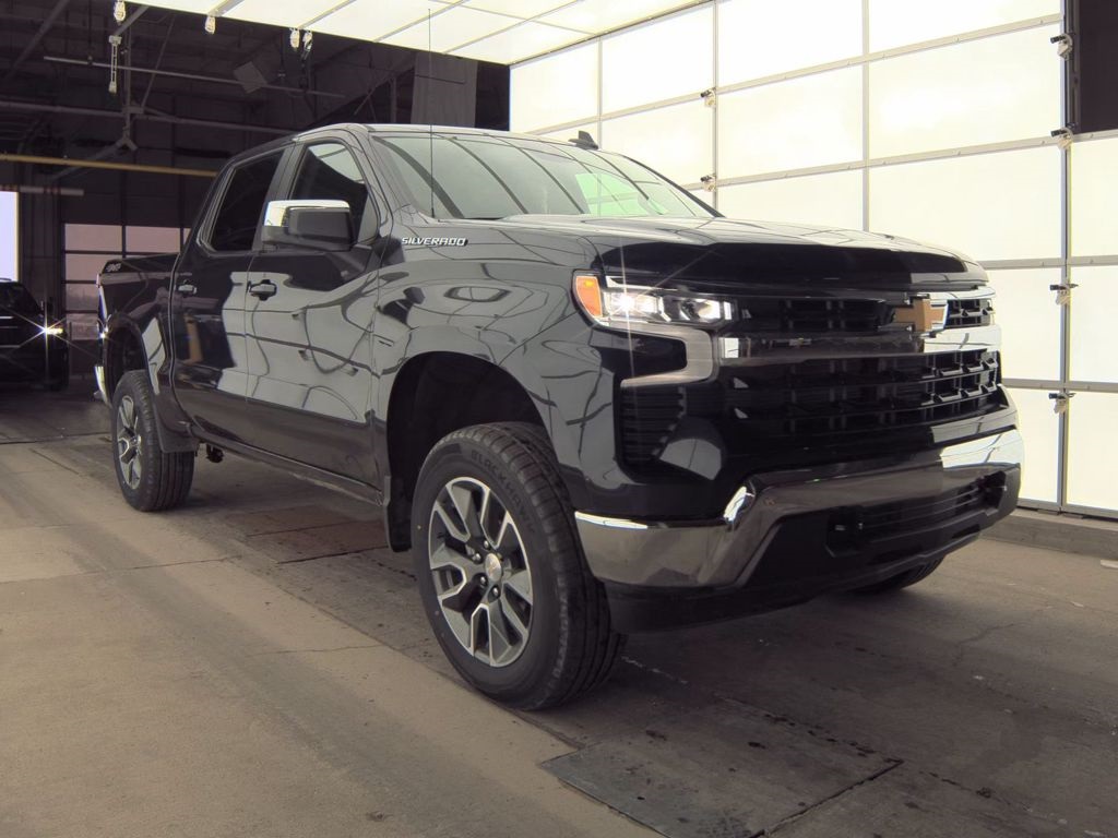 2023 Chevrolet Silverado 1500 LT's photo