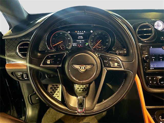 2020 Bentley Bentayga V8 photo 25
