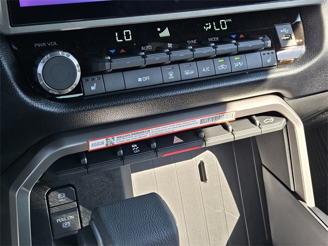 2026 Toyota Tundra SR5 CrewMax photo 23