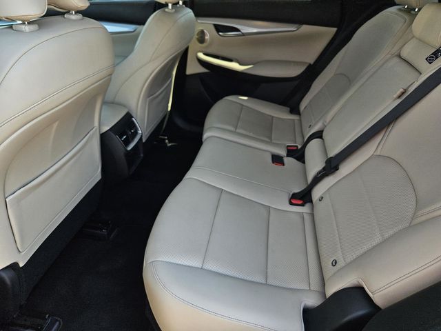 2022 Infiniti QX50 Essential photo 20