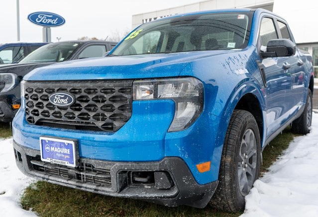 2025 Ford Maverick XLT's photo