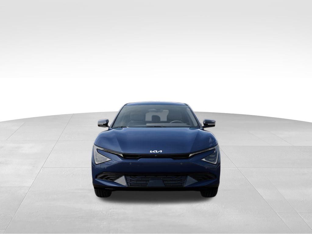 2025 Kia EV6 Light photo 2