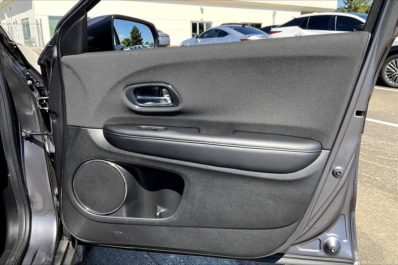 2019 Honda HR-V EX photo 19