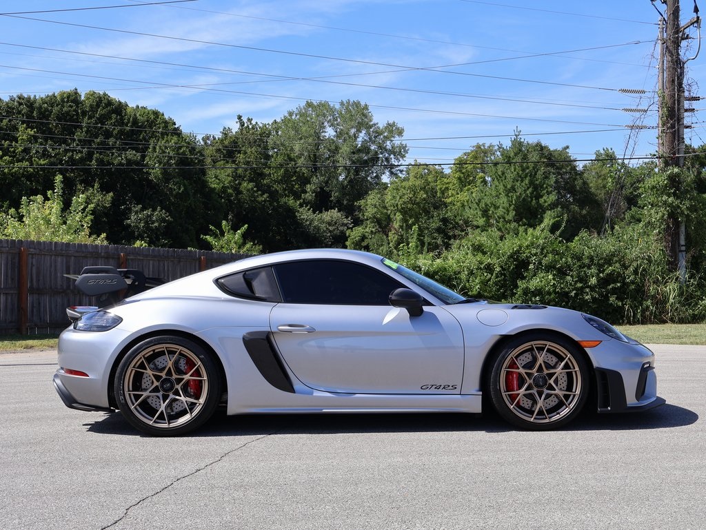 2025 Porsche Cayman GT4 RS photo 9