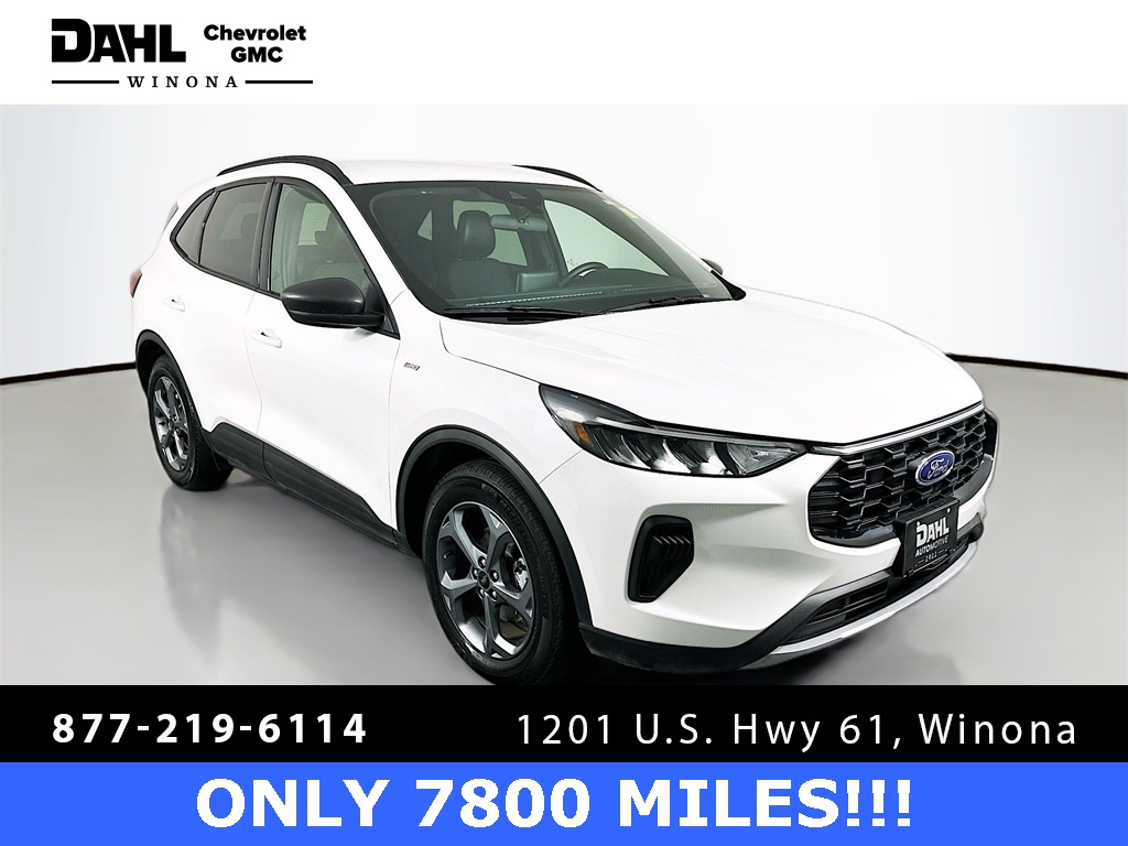 2025 Ford Escape ST-Line's photo