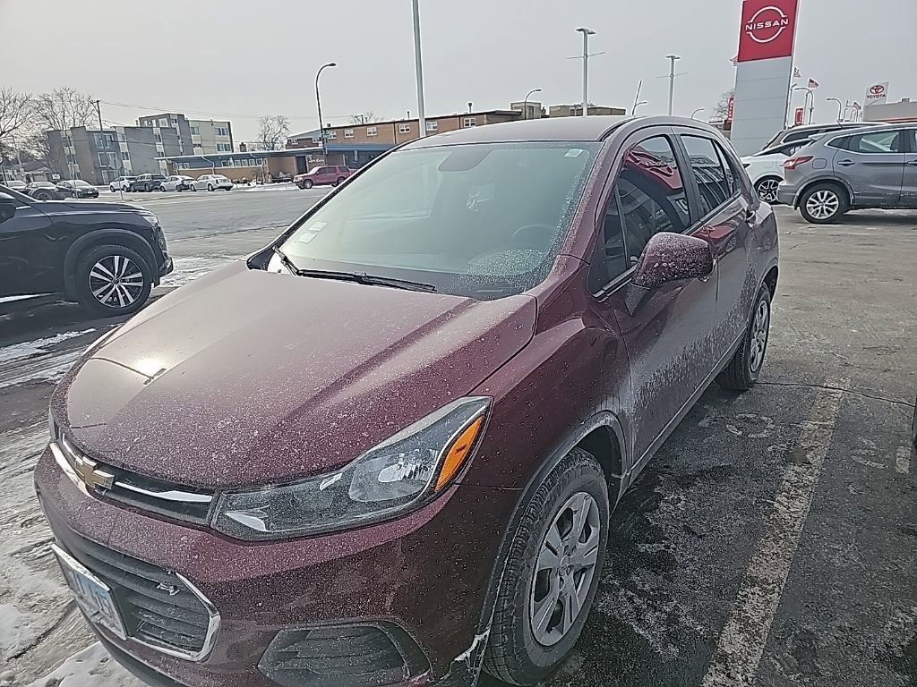 Used 2017 Chevrolet Trax LS with VIN 3GNCJKSB0HL133478 for sale in Oak Lawn, IL