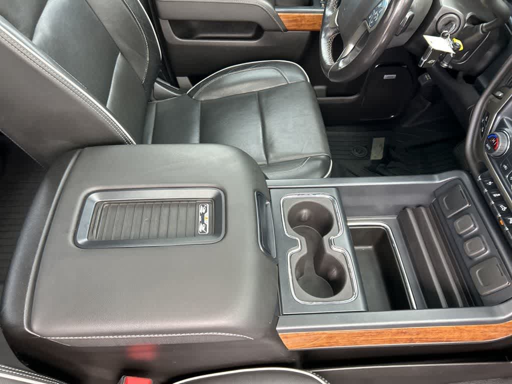 2019 Chevrolet Silverado 3500HD High Country photo 29