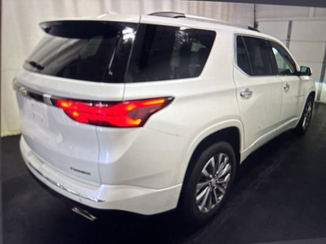 2023 Chevrolet Traverse Premier photo 3