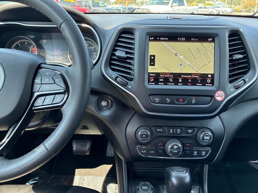 2023 Jeep Cherokee Altitude photo 16