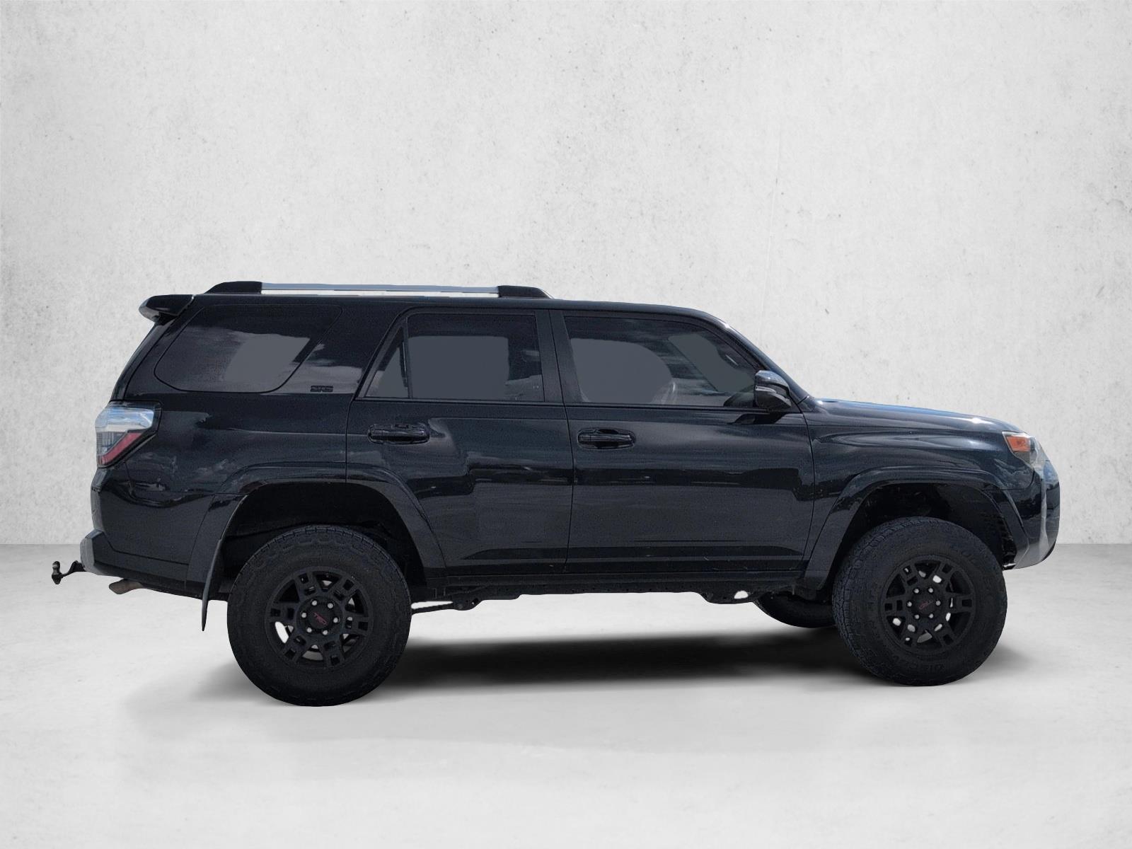 2019 Toyota 4Runner SR5 Premium photo 4