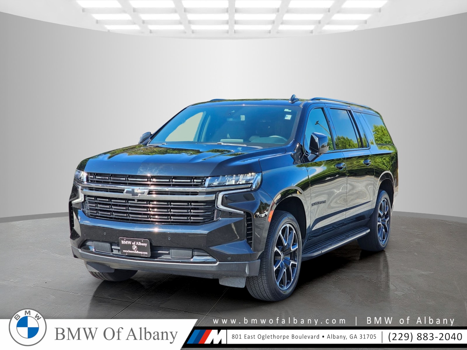 2022 Chevrolet Suburban RST's photo