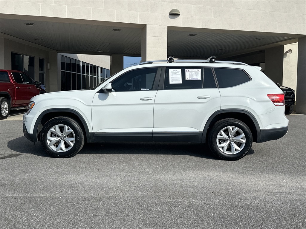 2019 Volkswagen Atlas SEL photo 4