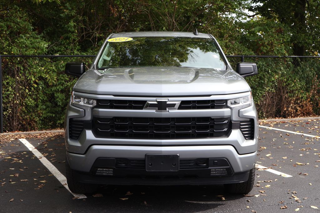 2024 Chevrolet Silverado 1500 RST photo 2