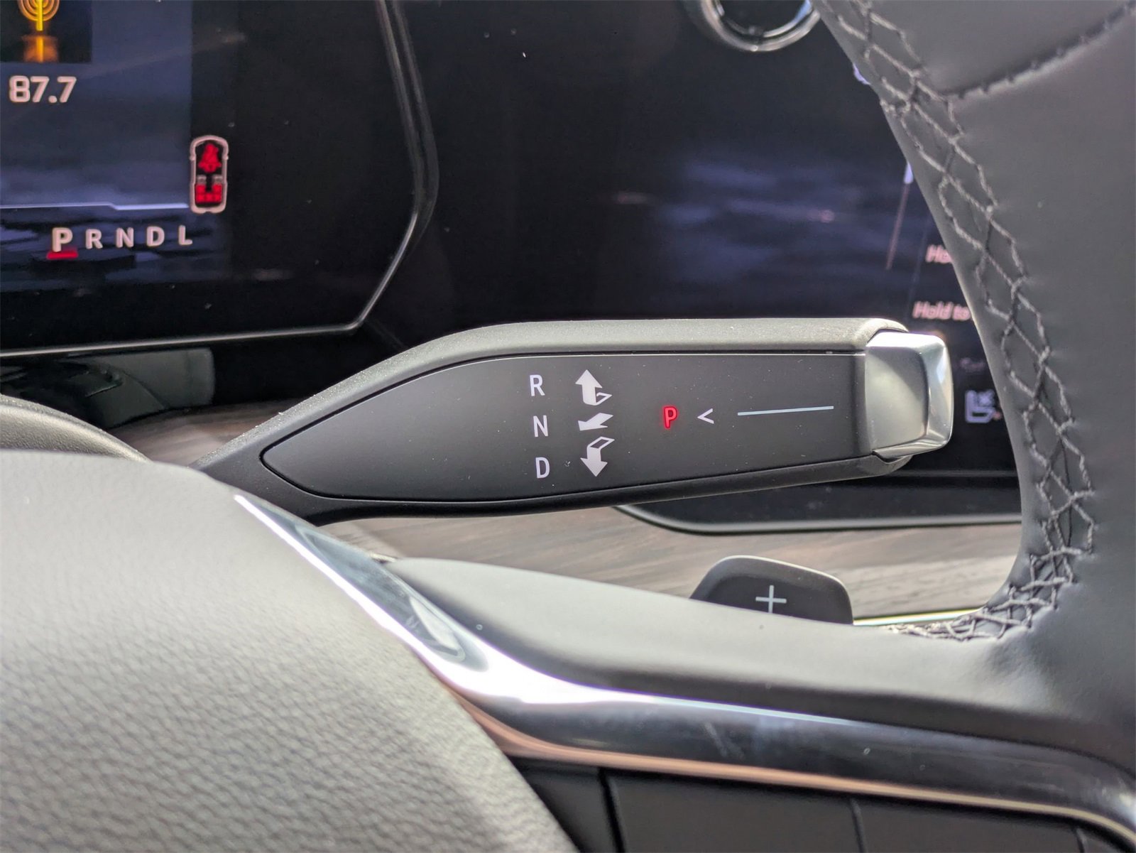 2025 Chevrolet Suburban Premier photo 31